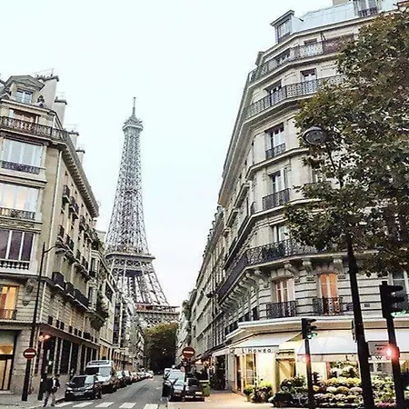 Tour Eiffel Beaugrenelle Apartment